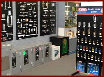 Bloomfield Locksmith Service Bloomfield, CT 860-744-3007 - 3-nearest-locksmith